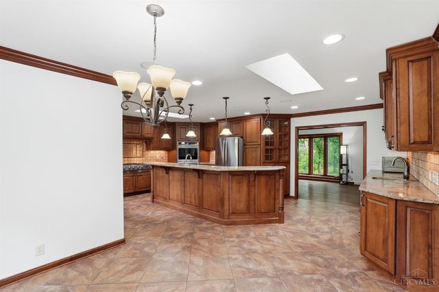 1122 Thornhill Lane, Lawrenceburg, IN 47025