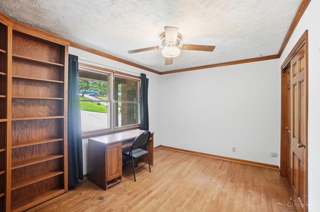 1122 Thornhill Lane, Lawrenceburg, IN 47025
