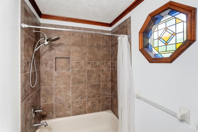 1122 Thornhill Lane, Lawrenceburg, IN 47025