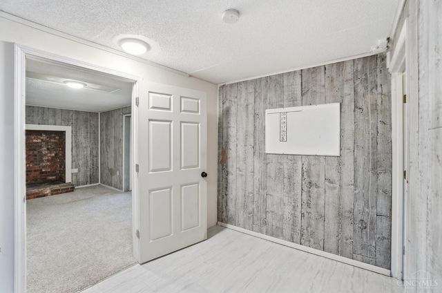 1122 Thornhill Lane, Lawrenceburg, IN 47025