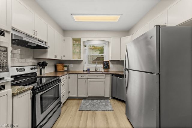 4721 Maple Street, Willoughby, OH 44094