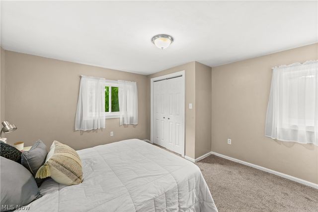 4721 Maple Street, Willoughby, OH 44094
