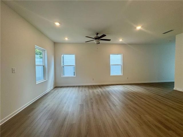 5313 Frontier Court Drive, Flowery Branch, GA 30542