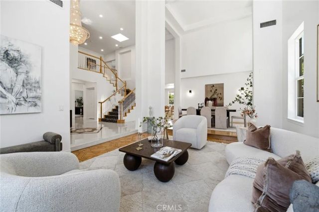 20210 Via Cellini, Porter Ranch, CA 91326