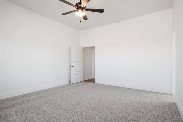 24325 Western Avenue, Washington, OK 73093