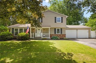 781 Hawthorne Place, Webster, NY 14580