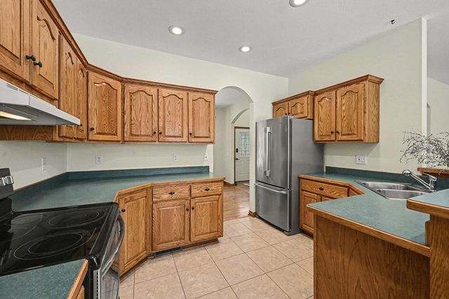 1670 N 7th Street, Kalamazoo, MI 49009