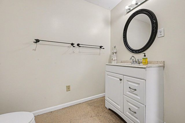 1670 N 7th Street, Kalamazoo, MI 49009