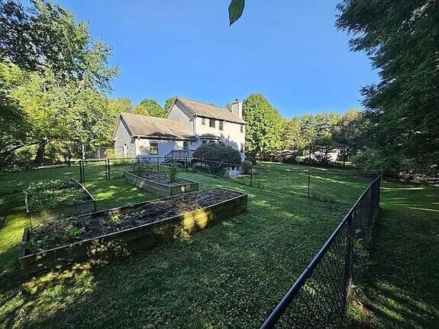 1670 N 7th Street, Kalamazoo, MI 49009