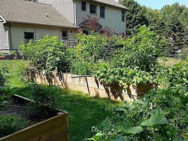 1670 N 7th Street, Kalamazoo, MI 49009