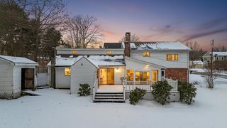 12 Poplar Street, Manchester, NH 03104