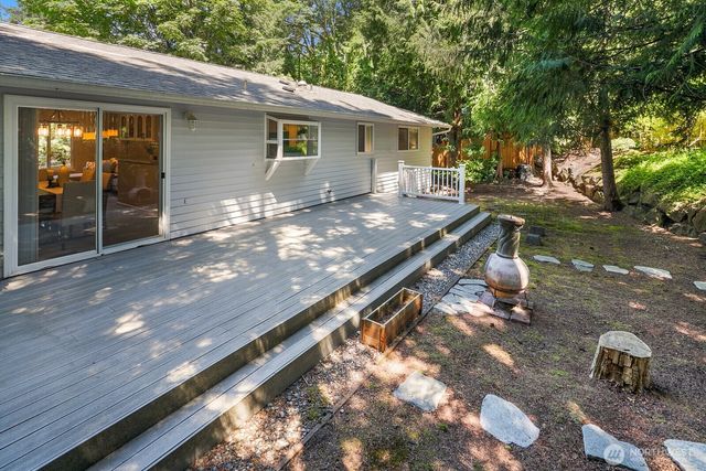 19514 35th Avenue NE, Lake Forest Park, WA 98155