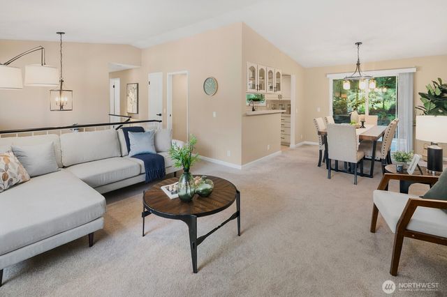 19514 35th Avenue NE, Lake Forest Park, WA 98155