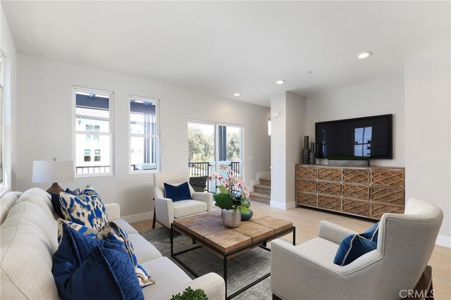 9 Oakmont Lane, Phillips Ranch, CA 91766