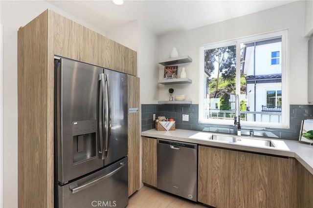 9 Oakmont Lane, Phillips Ranch, CA 91766