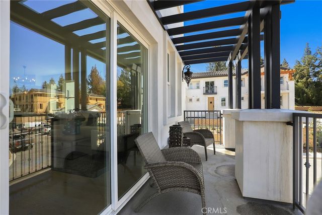 9 Oakmont Lane, Phillips Ranch, CA 91766