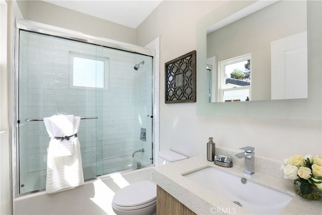 9 Oakmont Lane, Phillips Ranch, CA 91766