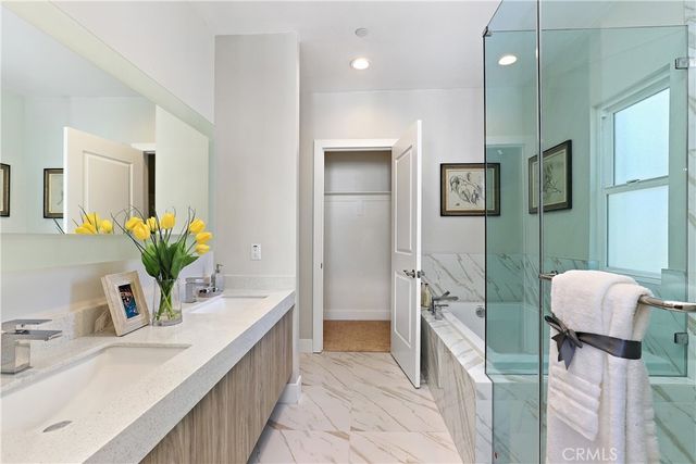 9 Oakmont Lane, Phillips Ranch, CA 91766