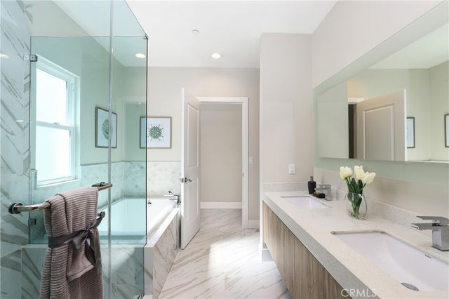 9 Oakmont Lane, Phillips Ranch, CA 91766