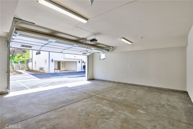 9 Oakmont Lane, Phillips Ranch, CA 91766