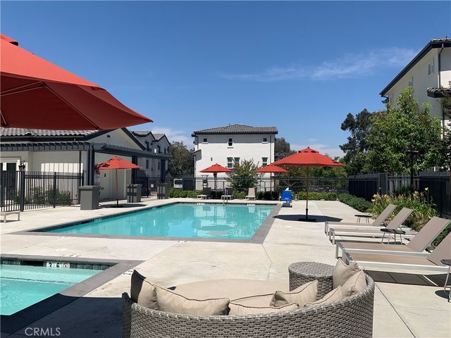 9 Oakmont Lane, Phillips Ranch, CA 91766