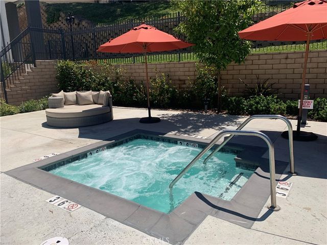 9 Oakmont Lane, Phillips Ranch, CA 91766