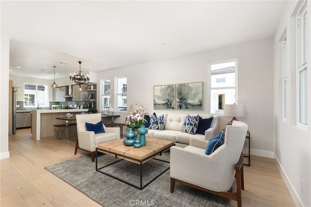 9 Oakmont Lane, Phillips Ranch, CA 91766