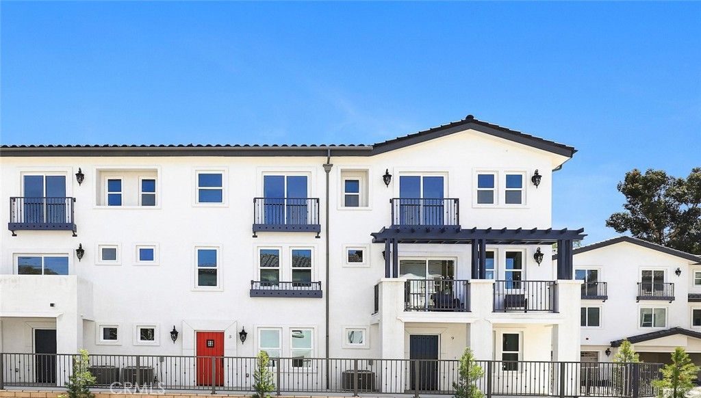9 Oakmont Lane, Phillips Ranch, CA 91766