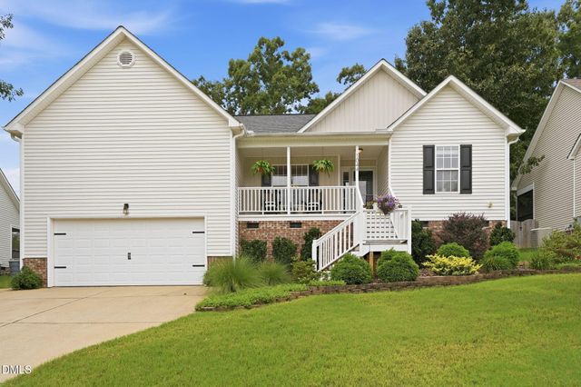1044 S Willhaven Drive, Fuquay Varina, NC 27526