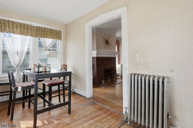 53 Sunnyside Ter, East Orange City, NJ 07018