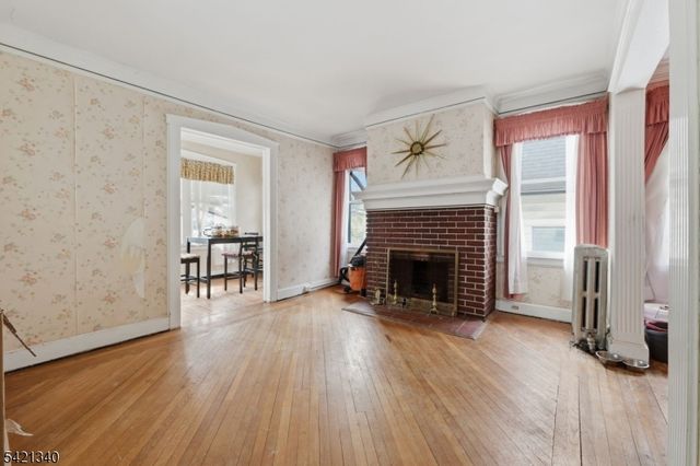 53 Sunnyside Ter, East Orange City, NJ 07018