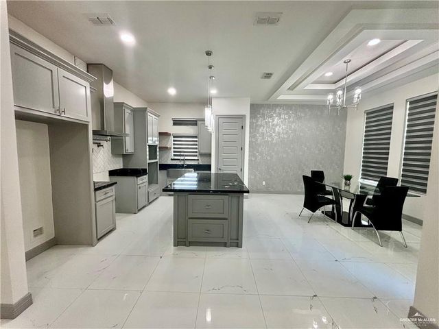 825 Lariat Street, Palmview, TX 78572