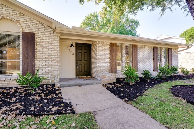 3204 Lynbrook Drive, Plano, TX 75075