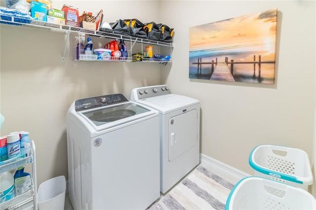 16366 BARCLAY CT, Naples, FL 34110