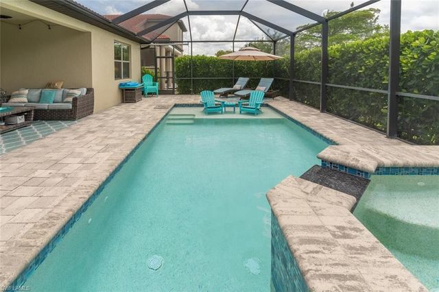 16366 BARCLAY CT, Naples, FL 34110