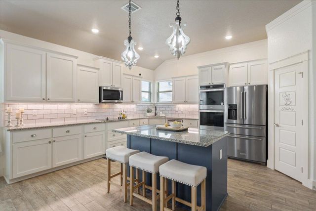 2306 Wooster ST, Nolanville, TX 76559