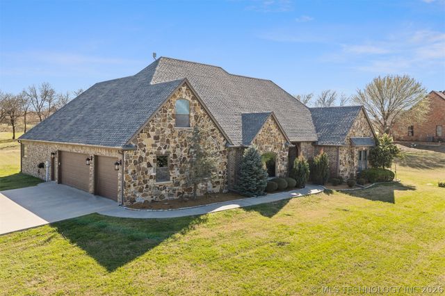 1451 Gateway Road, Ardmore, OK 73401