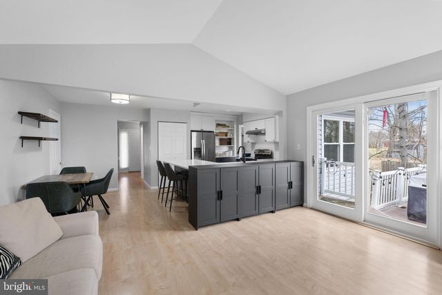 5 STATION CIRCLE CT, Owings Mills, MD 21117