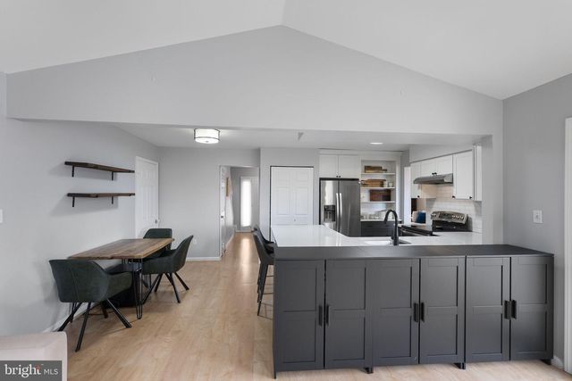 5 STATION CIRCLE CT, Owings Mills, MD 21117