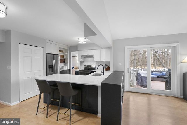 5 STATION CIRCLE CT, Owings Mills, MD 21117