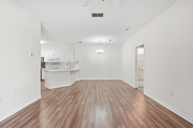 520 Florida Club Blvd. 203, St Augustine, FL 32084