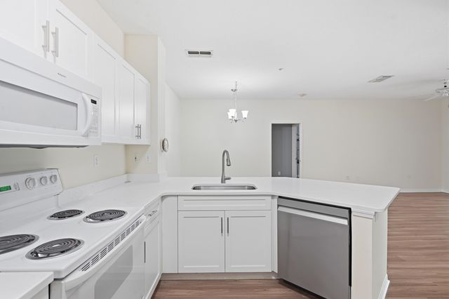 520 Florida Club Blvd. 203, St Augustine, FL 32084