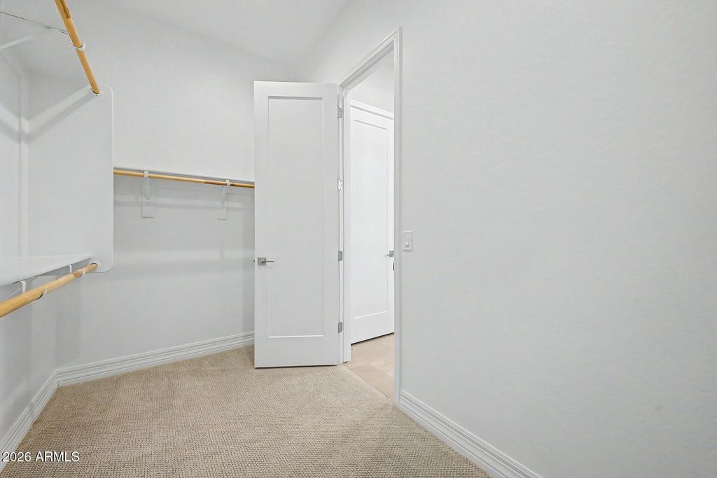 Image 17 of property listing at 21682 E LORDS Way, Queen Creek, AZ 85142