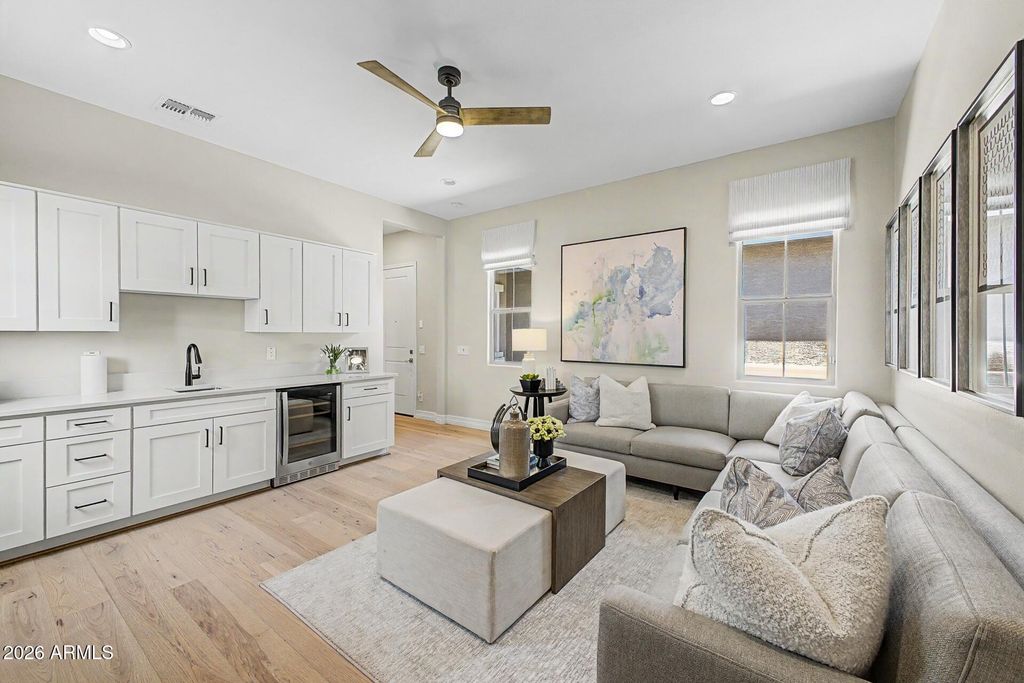 Image 26 of property listing at 21682 E LORDS Way, Queen Creek, AZ 85142