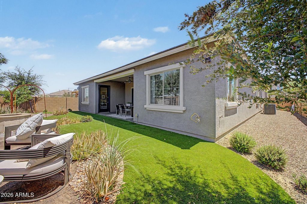 Image 38 of property listing at 21682 E LORDS Way, Queen Creek, AZ 85142