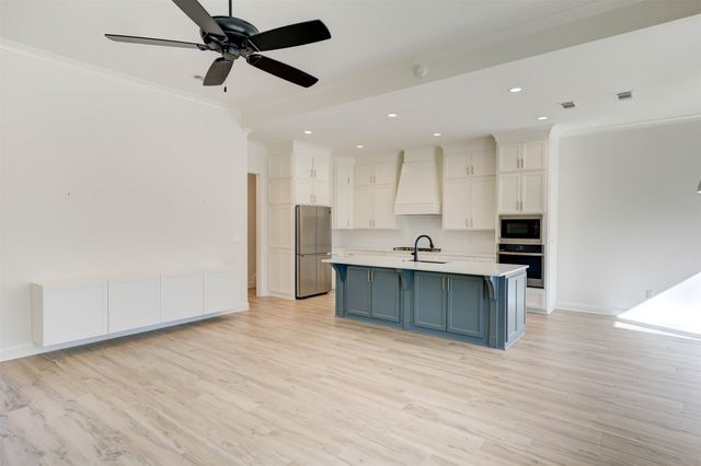 180 St Andrews Lane, Benton, LA 71006