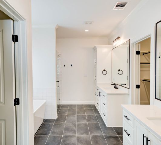 180 St Andrews Lane, Benton, LA 71006