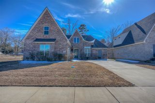 180 St Andrews Lane, Benton, LA 71006