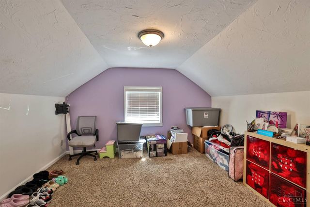 3318 Kleeman Road, Green Twp, OH 45211