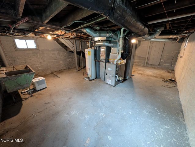 1212 Paxton Street, Toledo, OH 43608
